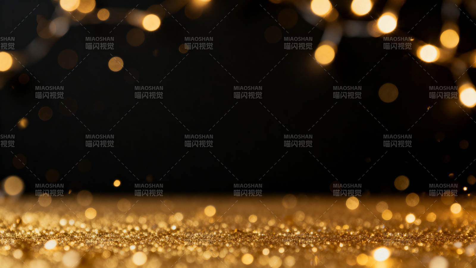 金色光斑与灯串背景图片