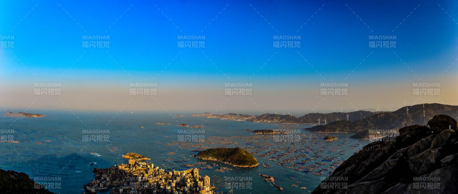 连江奇达村旗冠顶全景图片