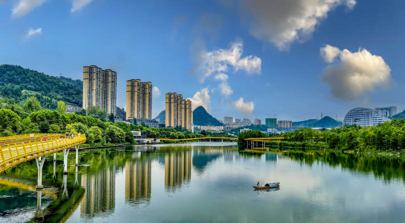 湖光山色（贵州六盘水）图片