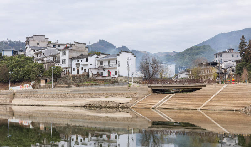 山水古镇静谧景 安徽图片