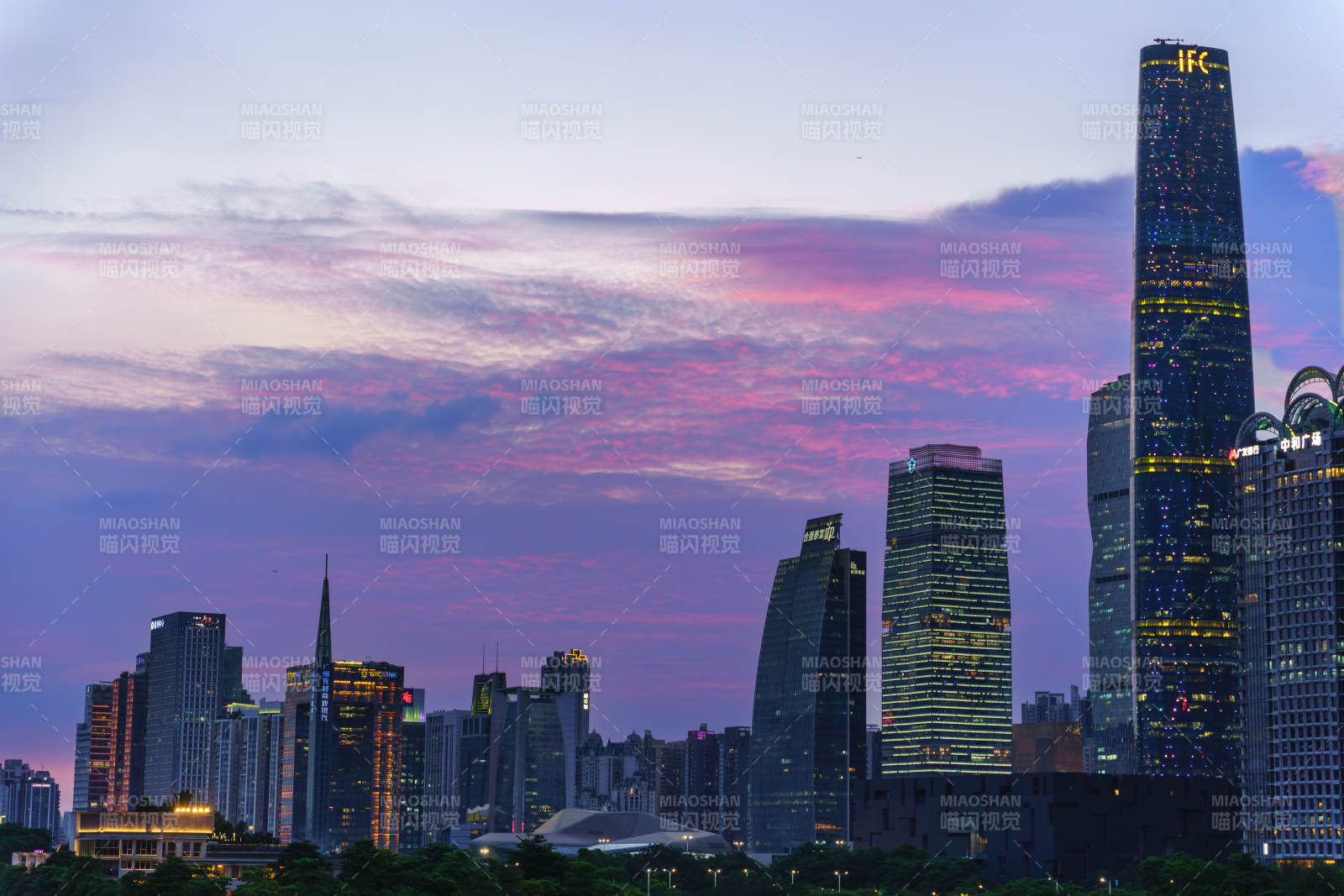 广州珠江新城晚霞天际线城市夜景天际线图片