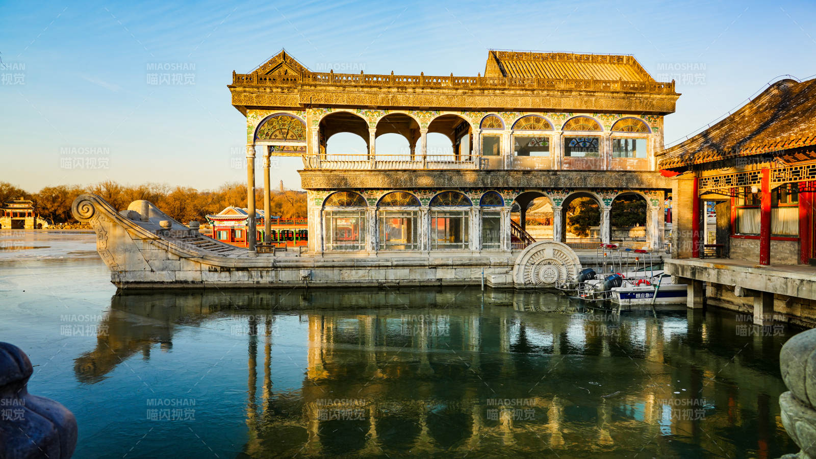 颐和园石坊图片