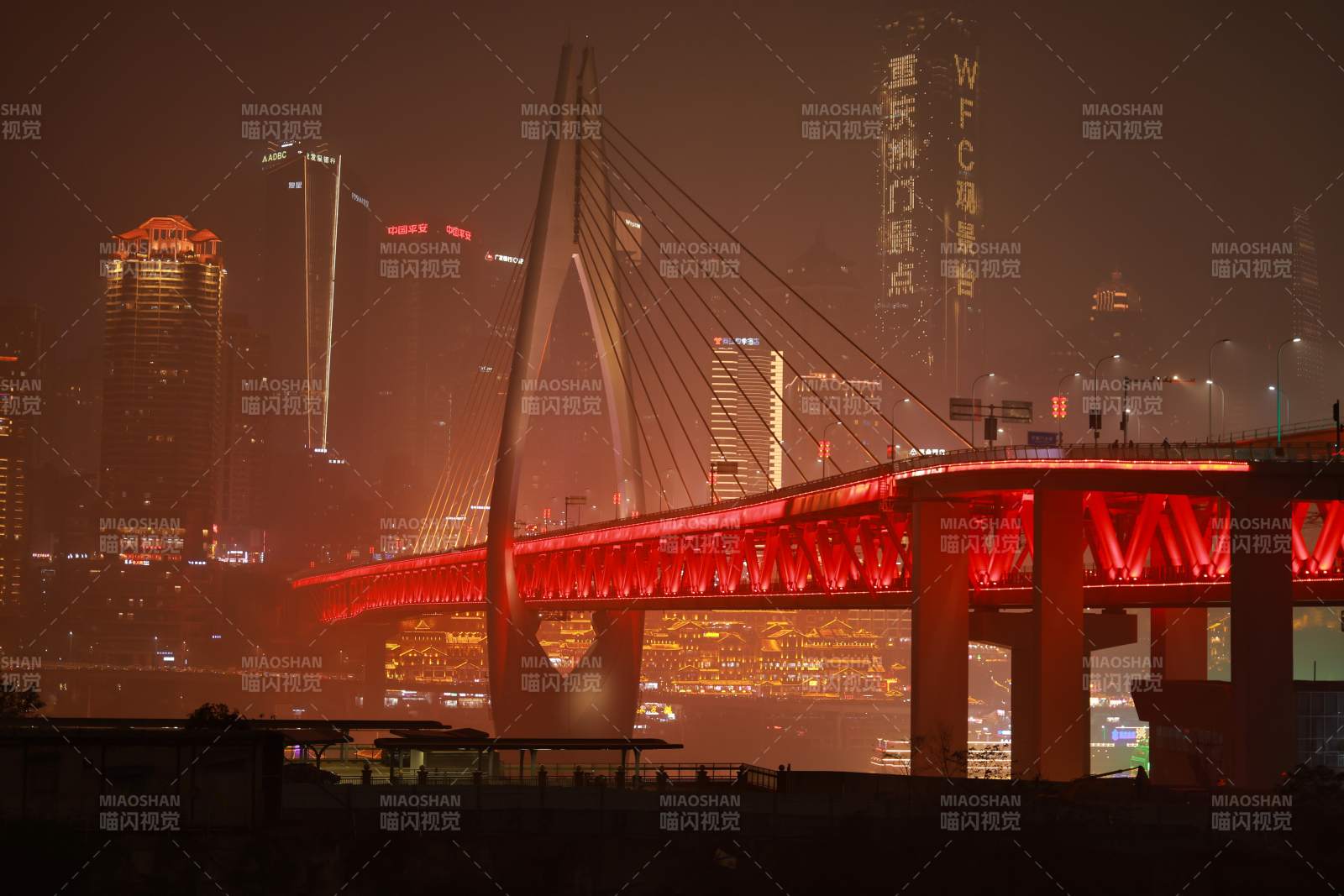 重庆千厮门大桥夜景图片