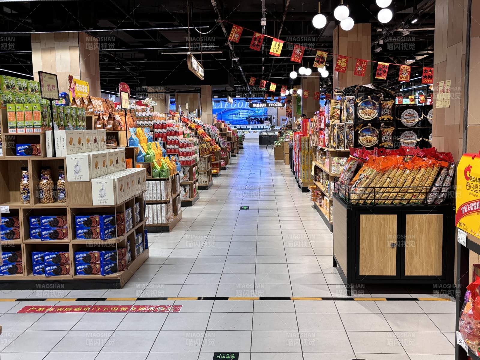 超市内部景象图片