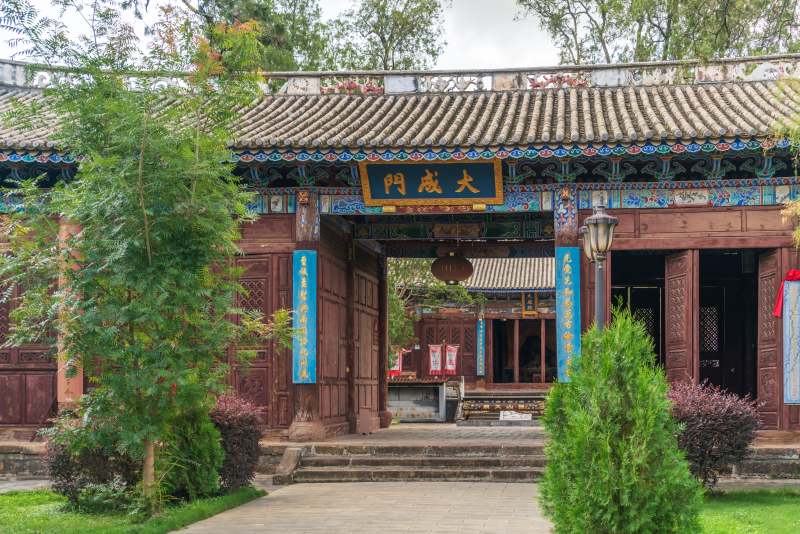 云南大理巍山古城文庙大成门大成门古建筑图片