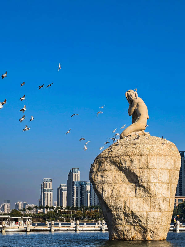 厦门白鹭女神雕像图片
