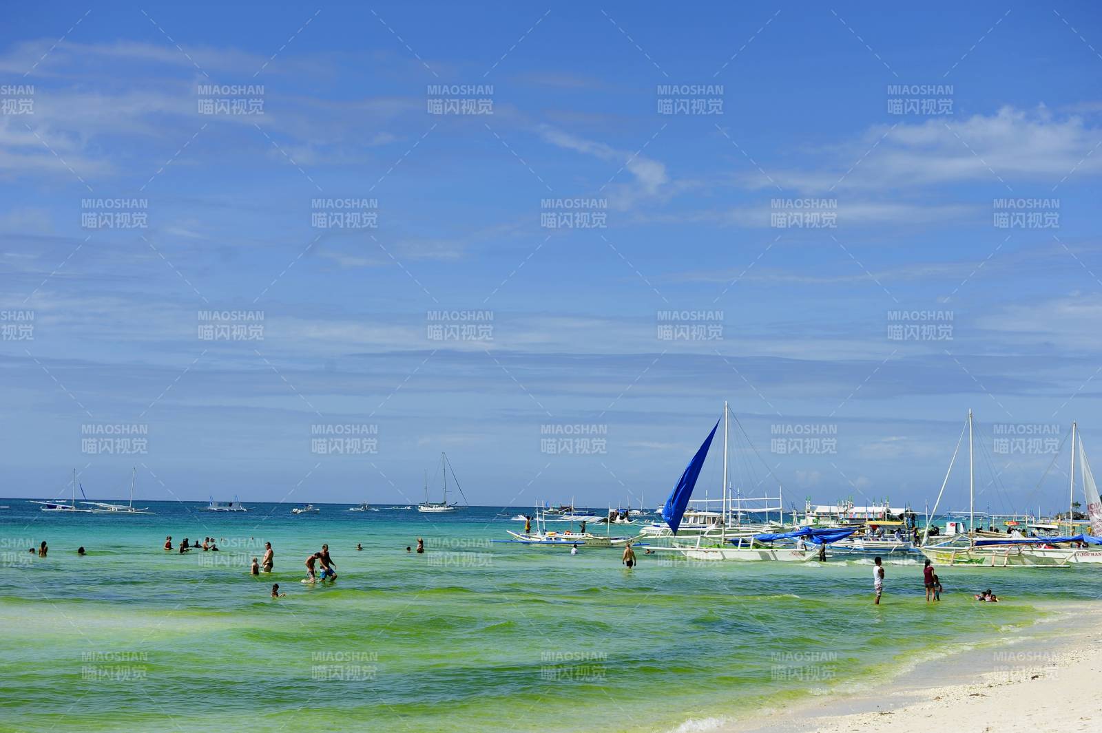 菲律宾长滩岛碧海蓝天沙滩游图片