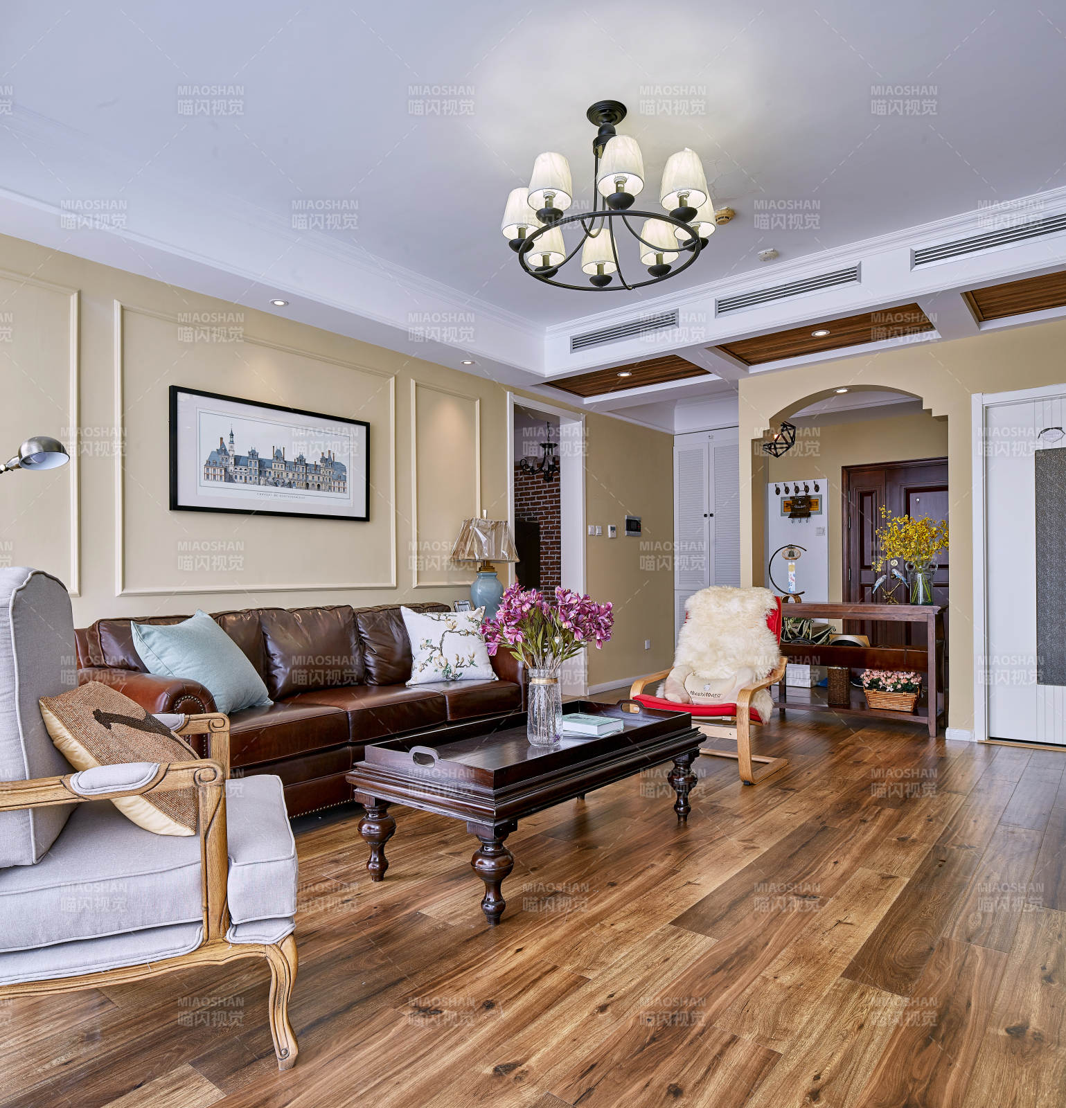 温馨典雅客厅布置图片