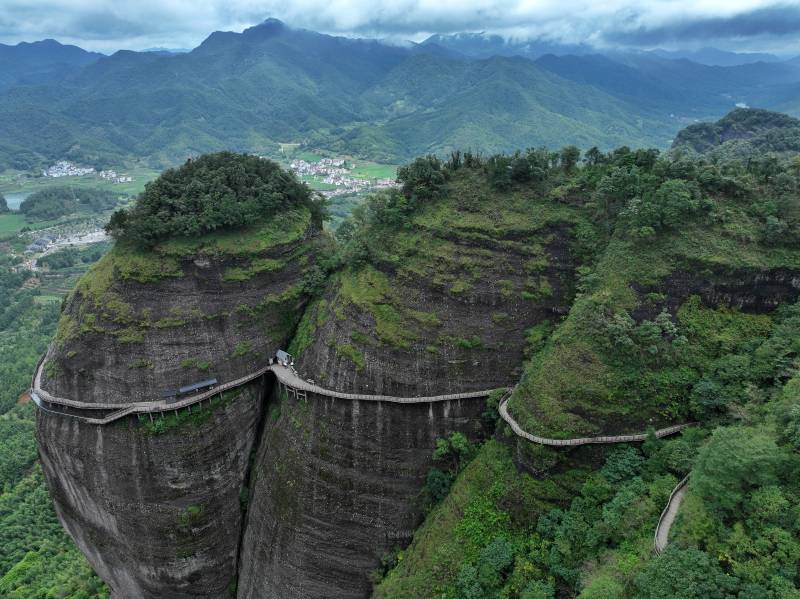 江西省龙南市南武当山（又称小武当山）风光图片