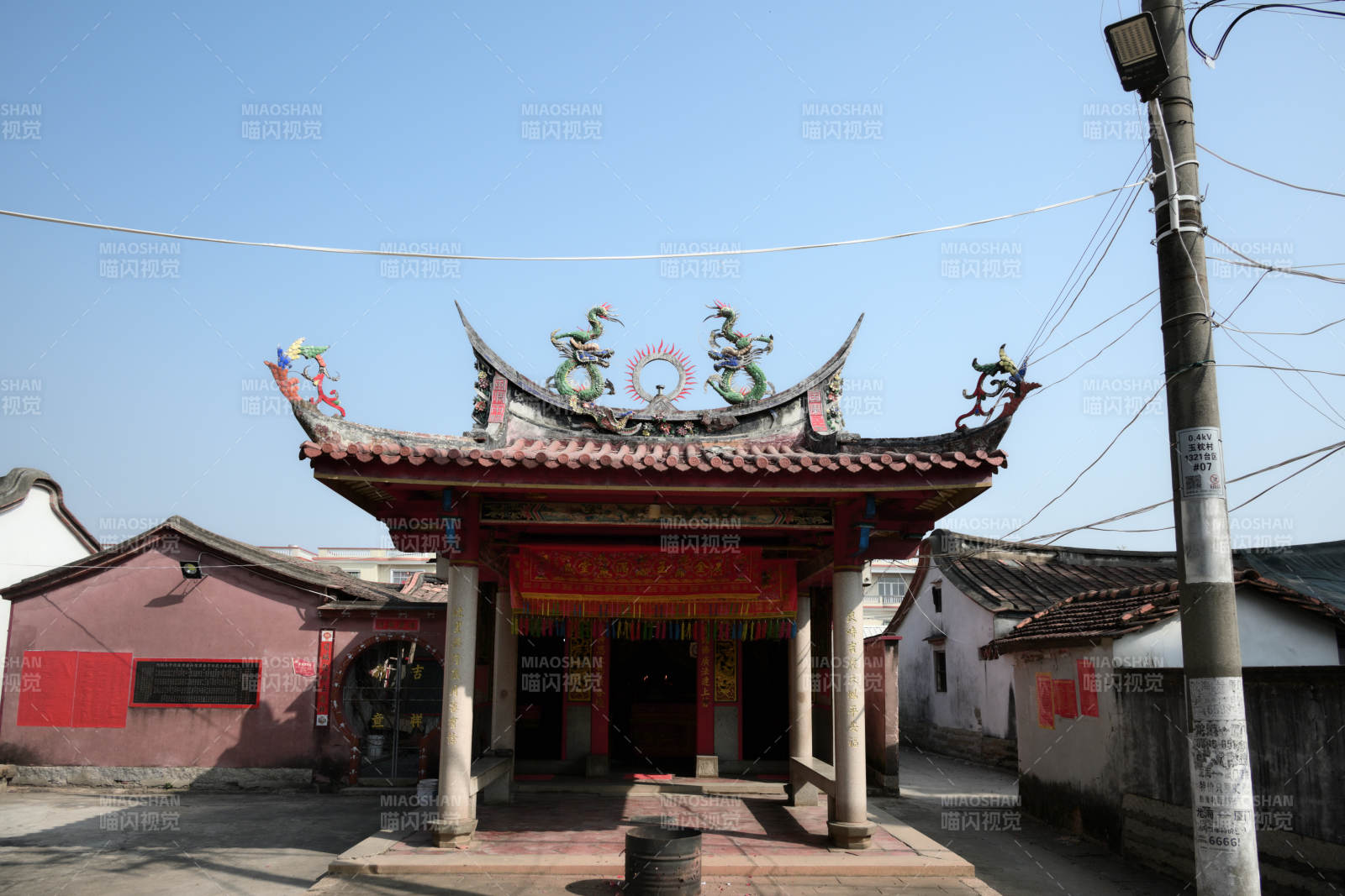 闽南古厝古庙门前风光图片