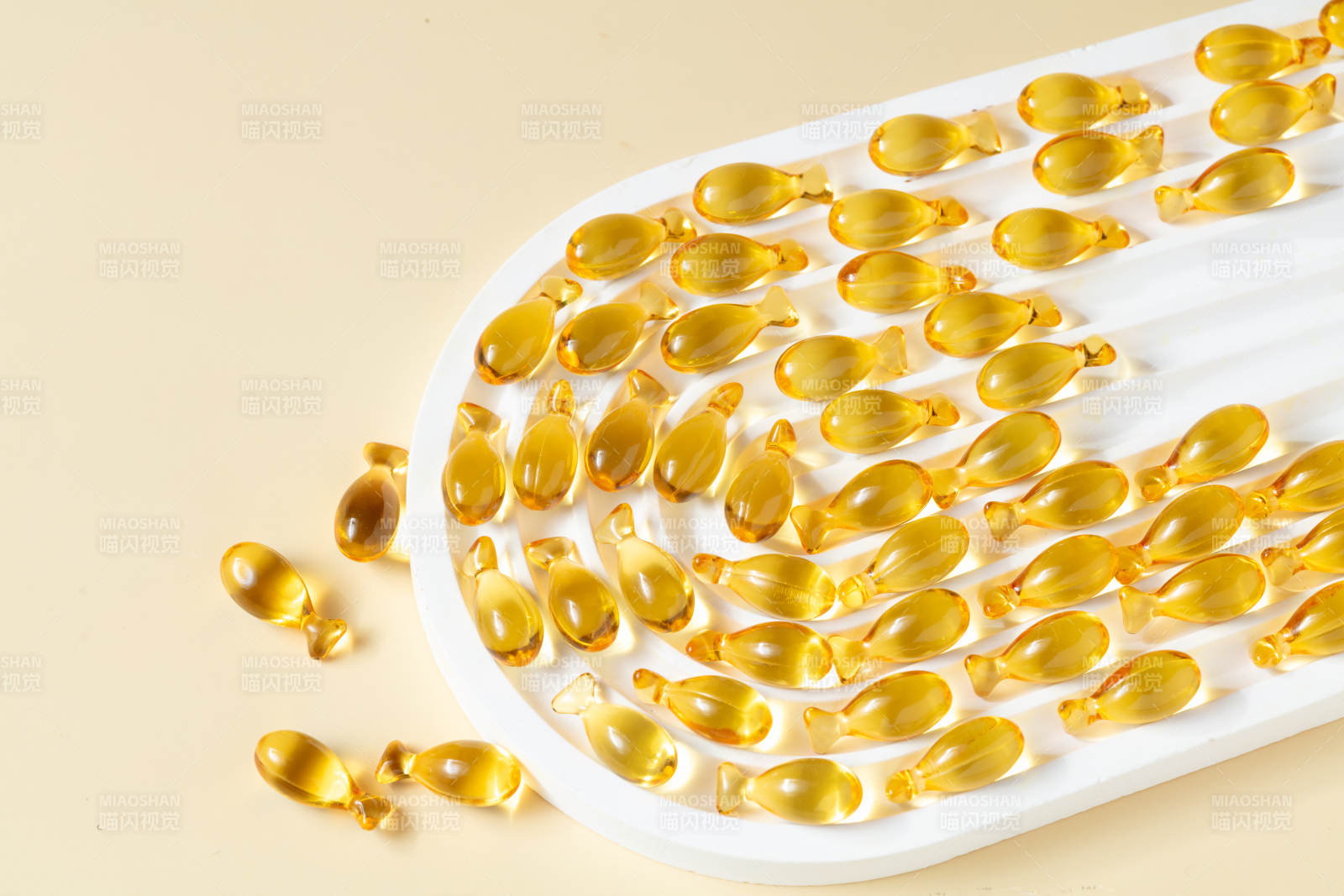 鱼油排列图图片