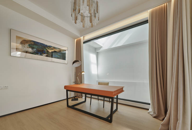 现代简约书房一角图片