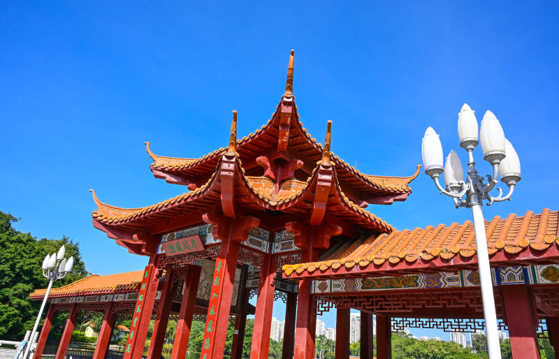 深圳荔枝公园古建筑凉亭飞檐翘角特写图片