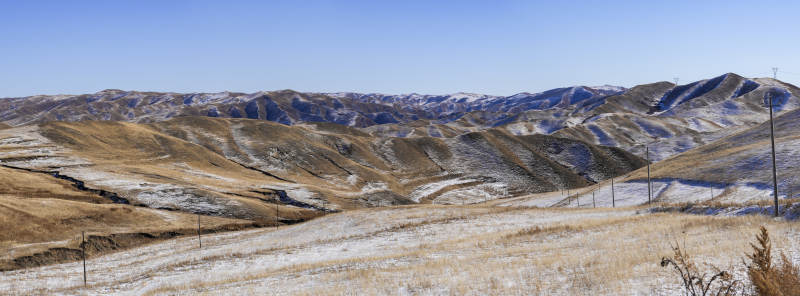 乌兰察布荒原雪岭风光图片