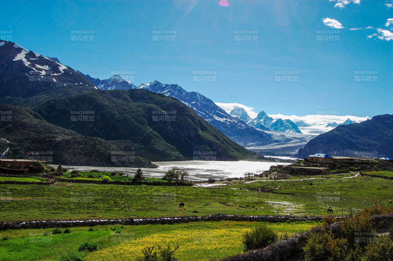 川藏线米堆冰川风景图图片