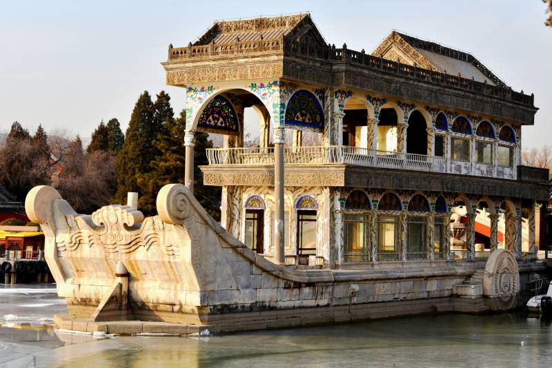 北京颐和园水上石舫图片