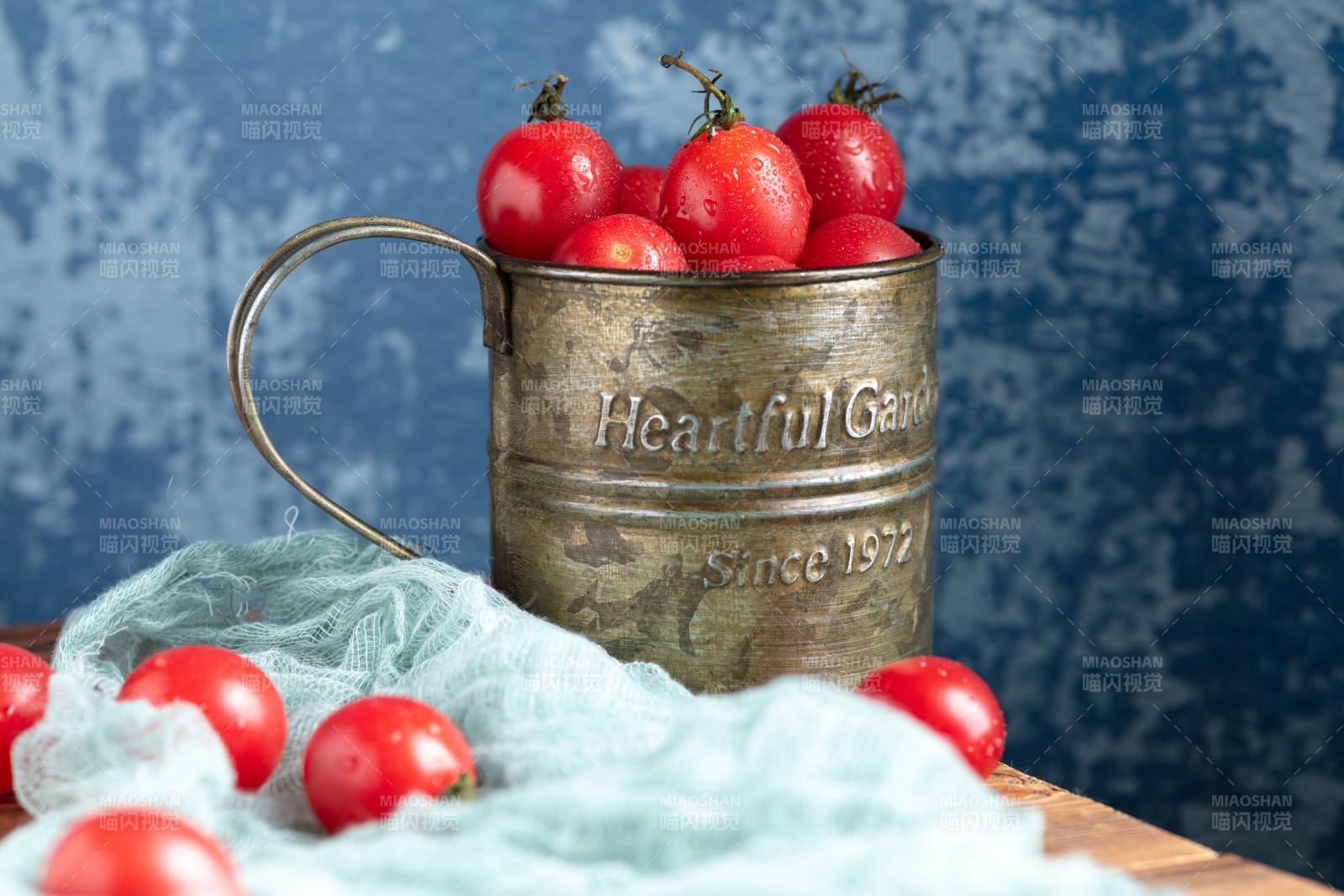 圣女果盛满复古杯图片