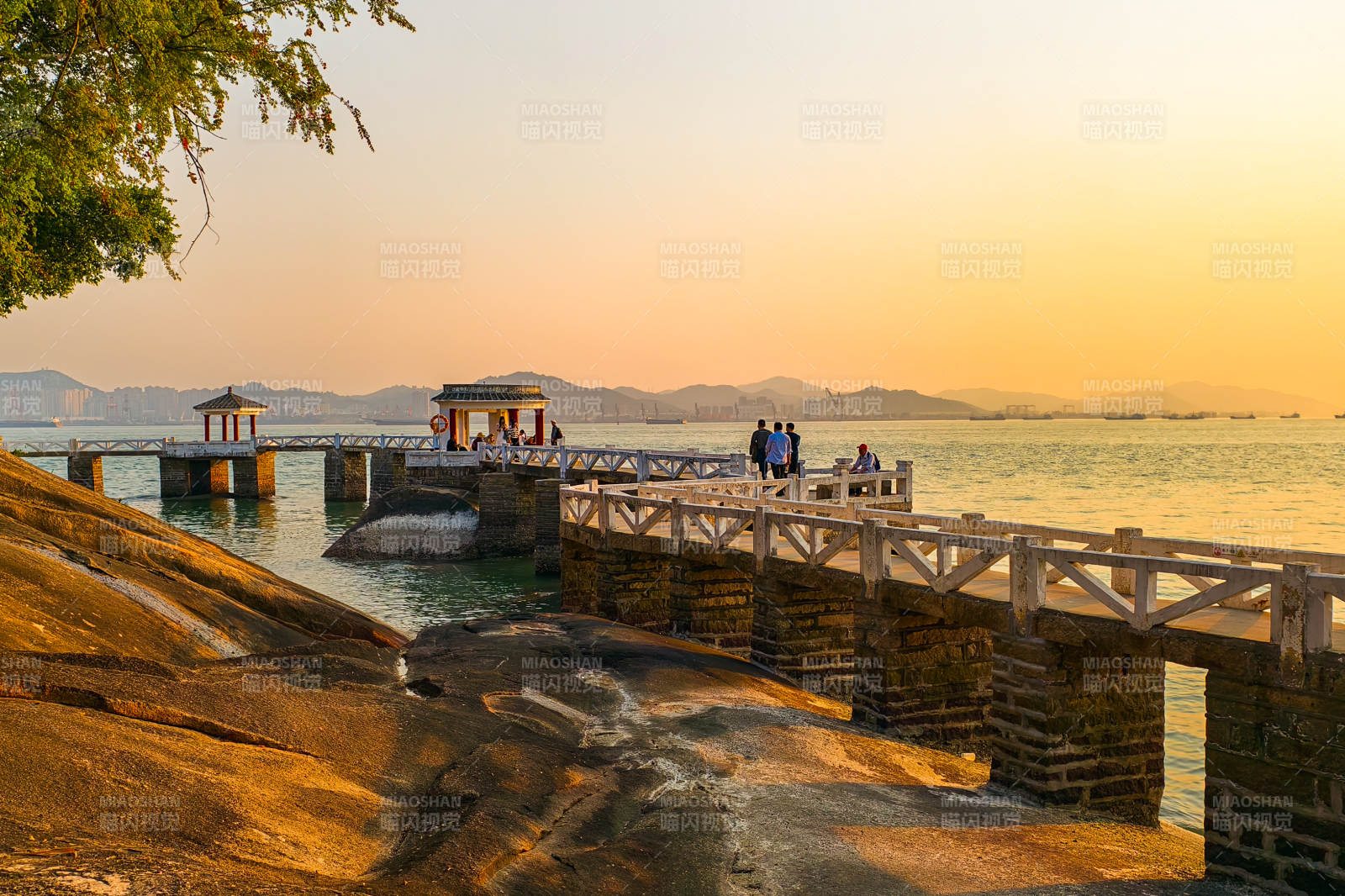 夕照厦门菽庄，四十四桥的鎏金时刻图片