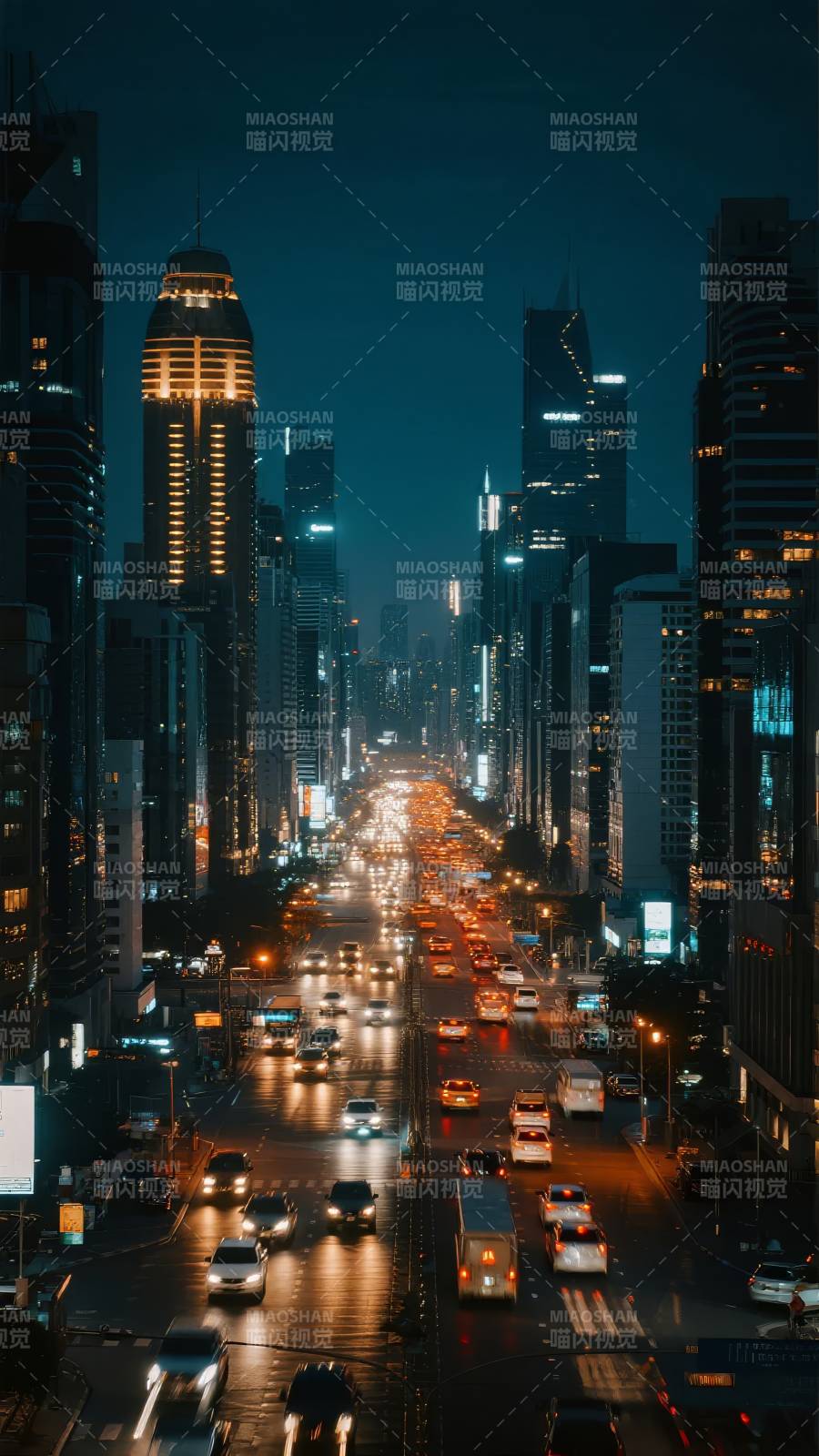 夜幕下的城市灯火图片