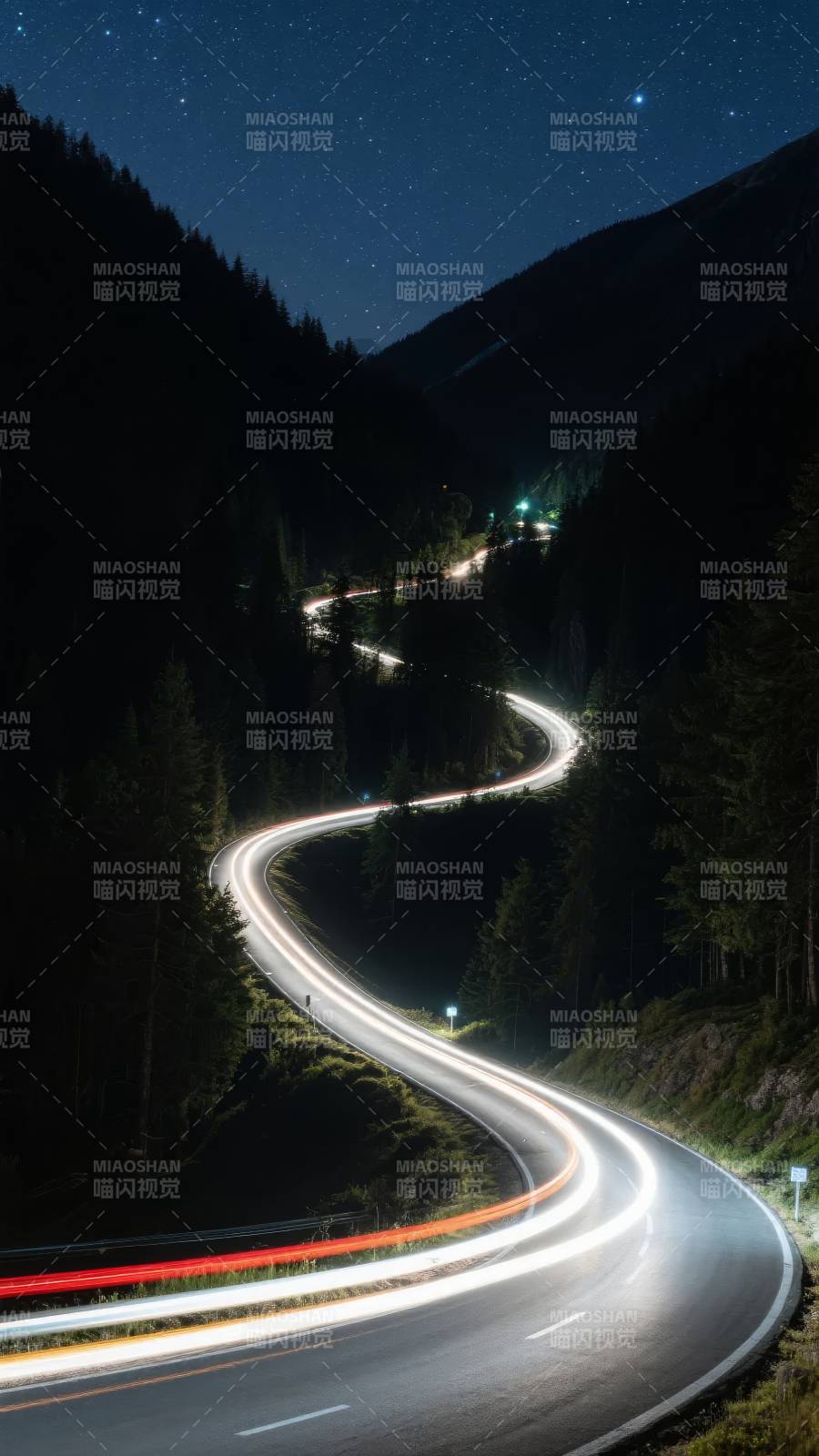 星夜山路光影图片