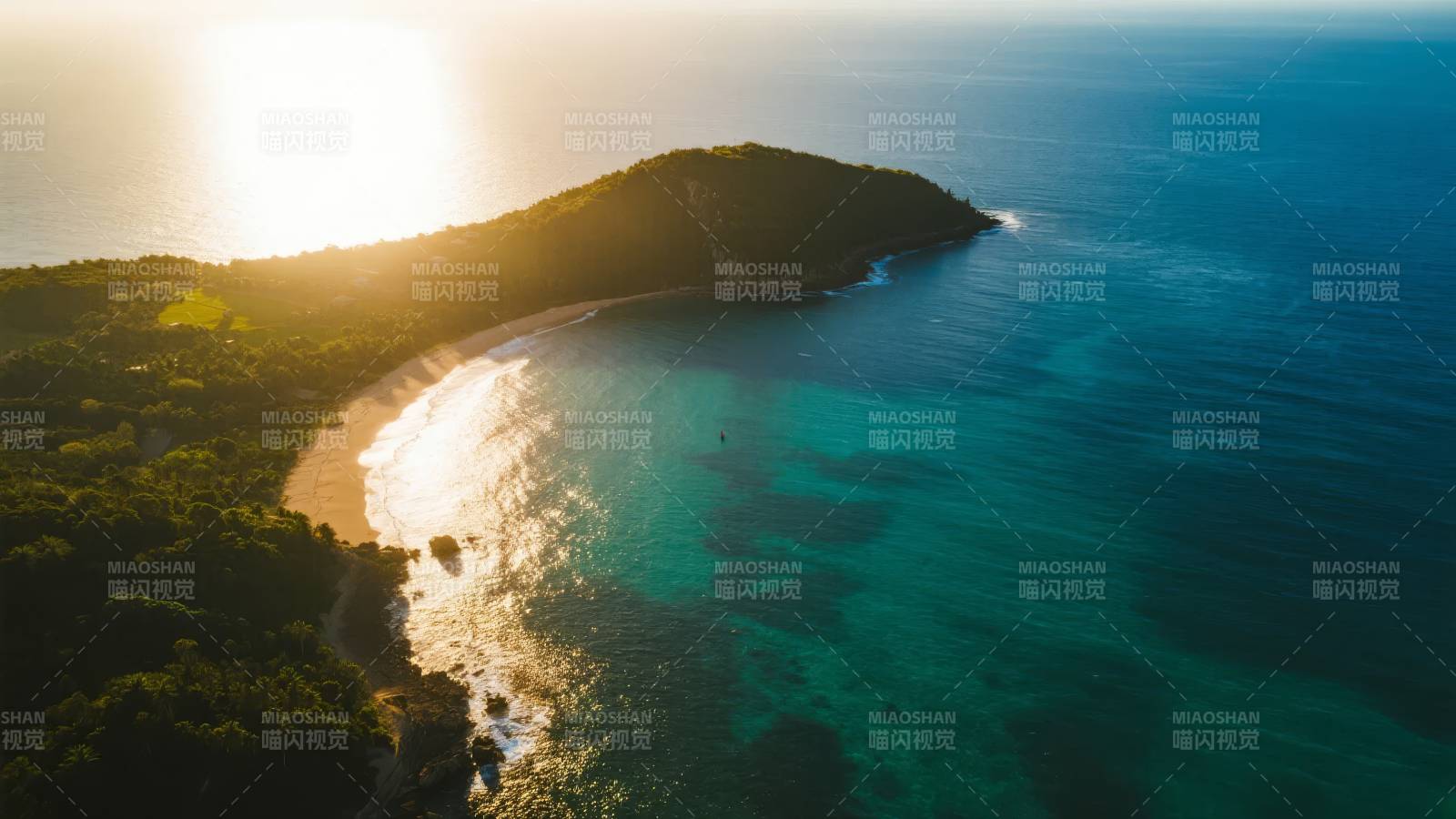 海岛日出美景图片