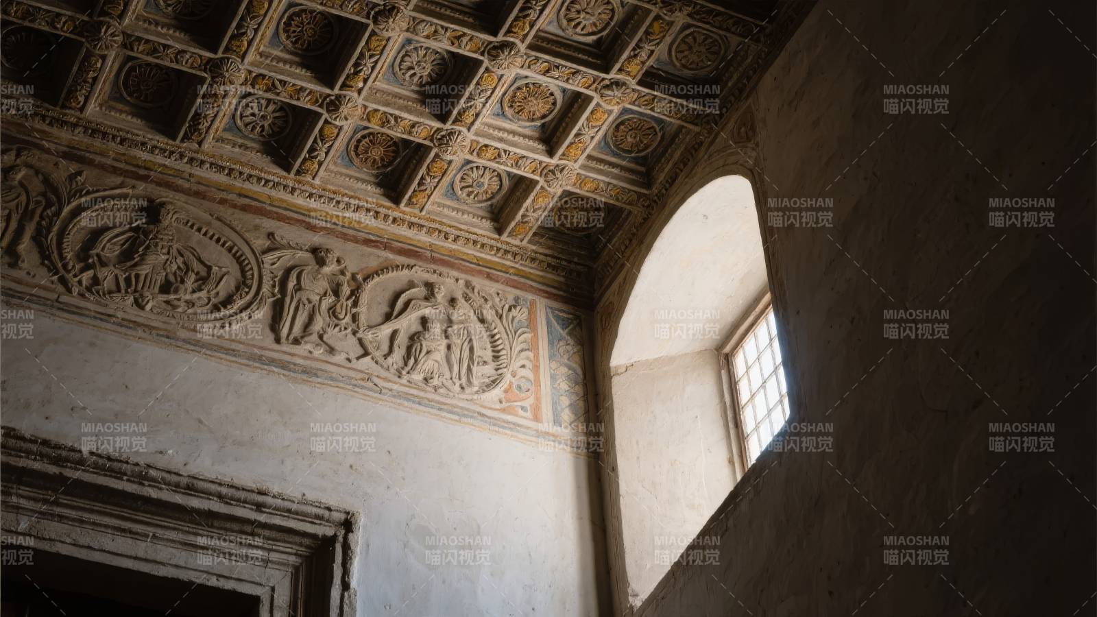古建筑室内雕饰图片