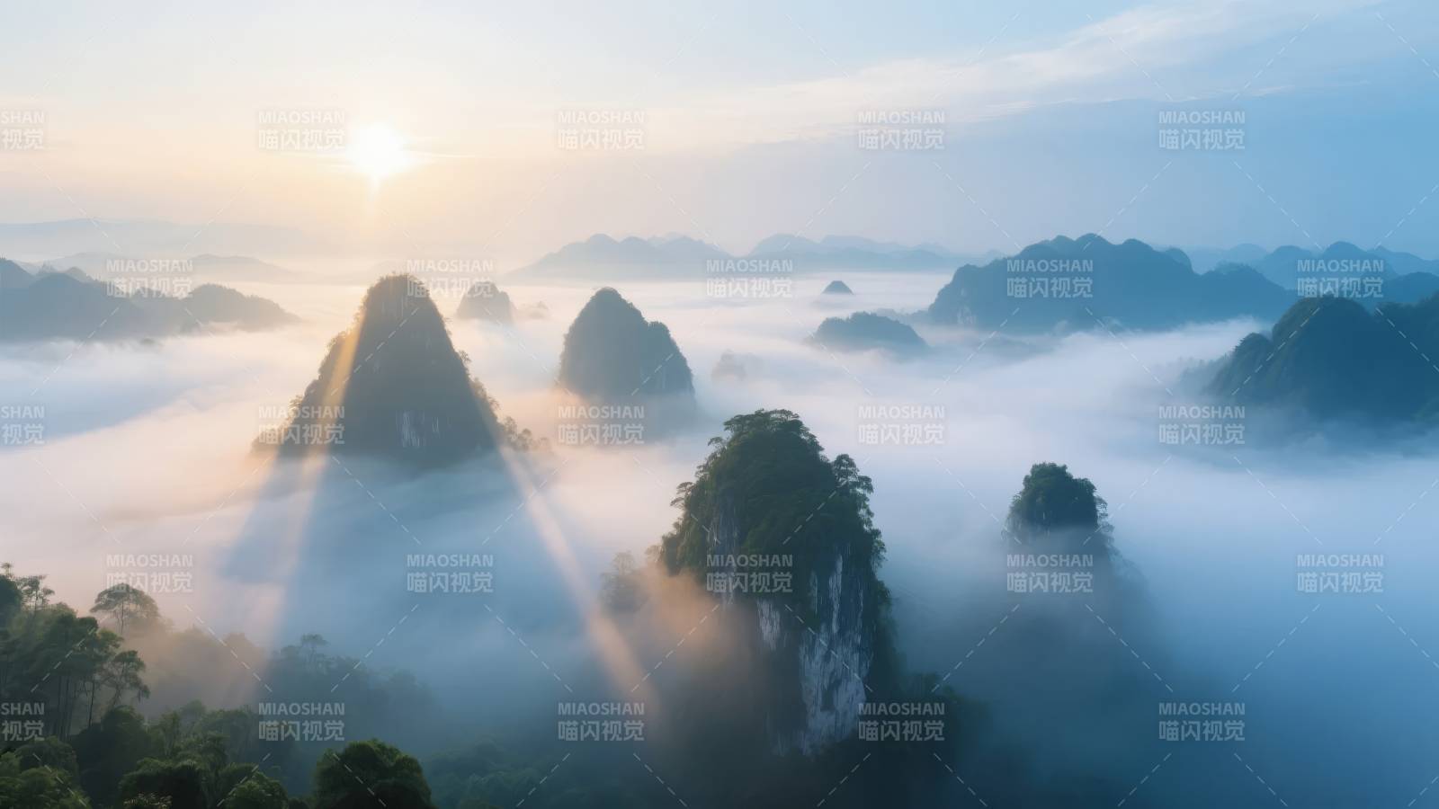 云海日出山峰图片