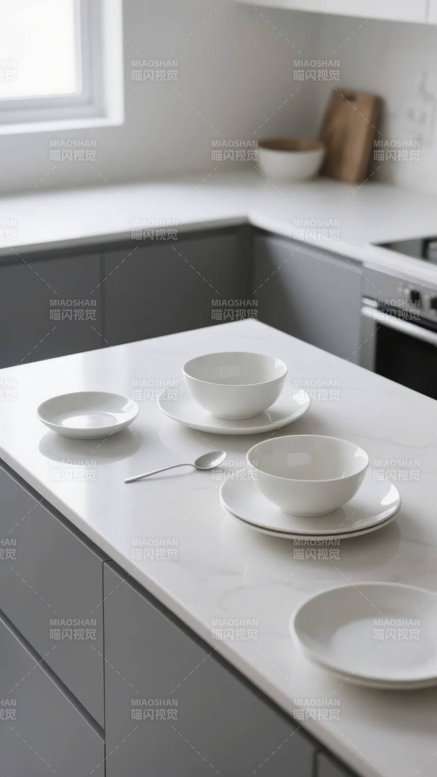 简约厨房餐具摆设图片