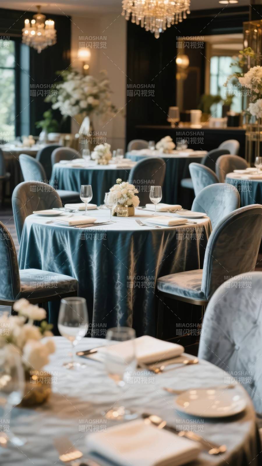 优雅宴会厅布置图片