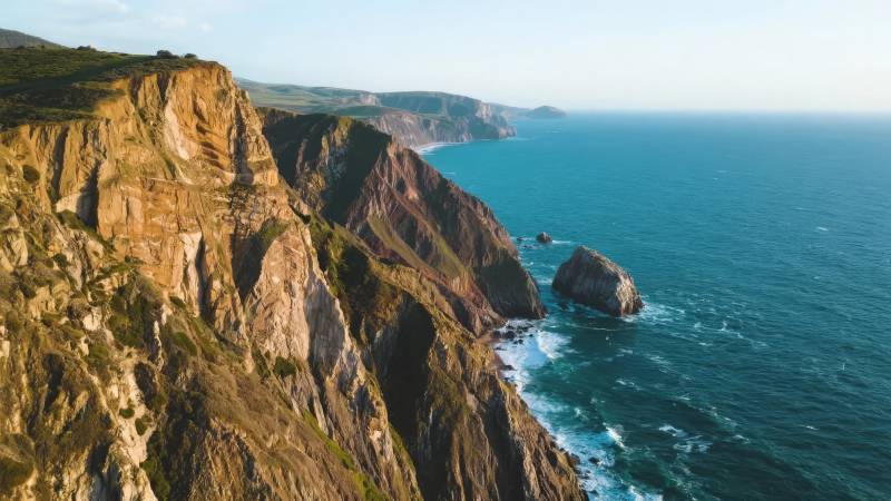 悬崖海岸风光图片