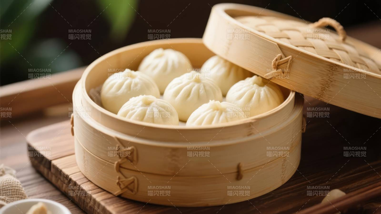 竹笼蒸包 香气扑鼻图片