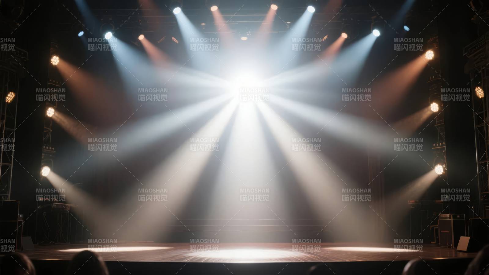舞台聚光灯闪耀图片