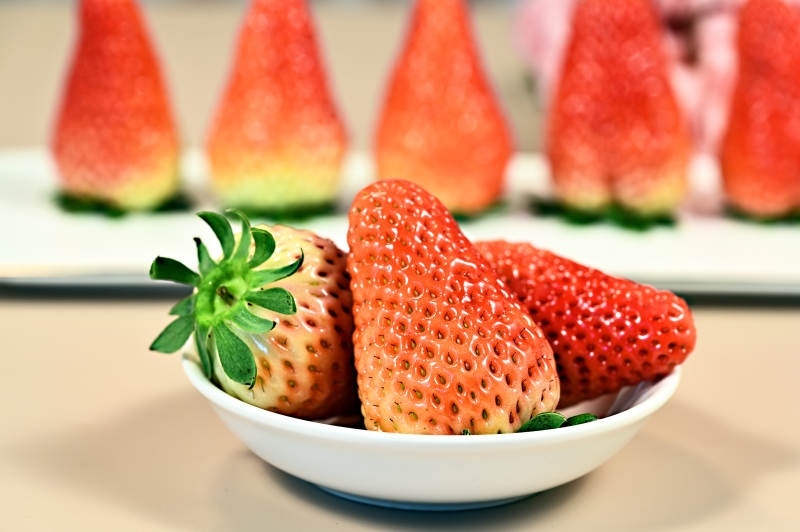 草莓的甜蜜诱惑特写展示图片