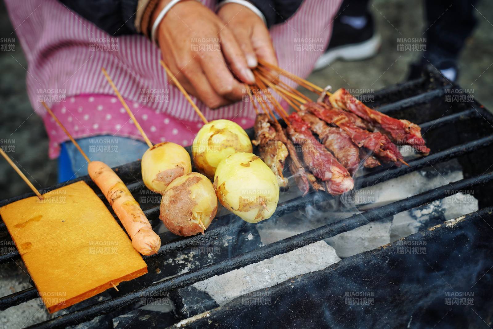 烧烤美食现场图片
