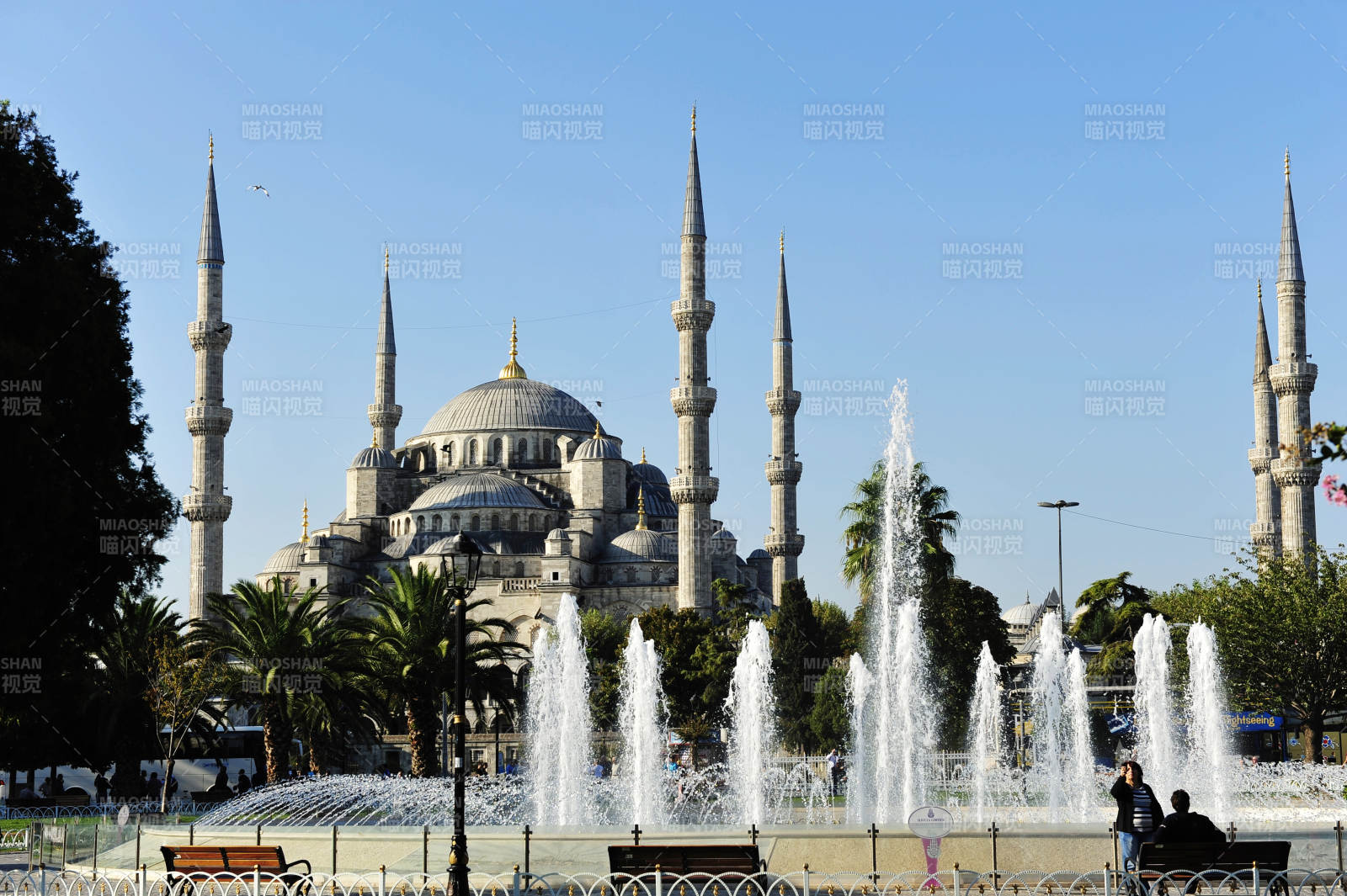 伊斯坦布尔蓝色清真寺喷泉图片