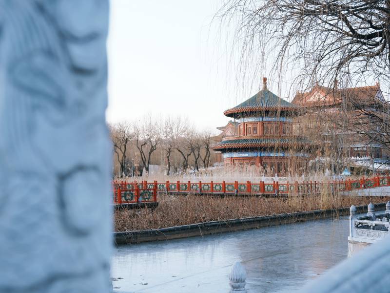 国安第一城 古亭映水图片