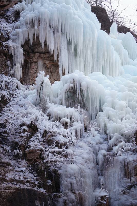 京东大峡谷冰瀑图片