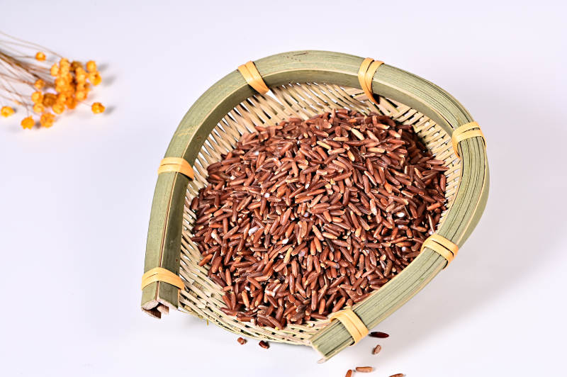 五谷杂粮有机红米特写图片