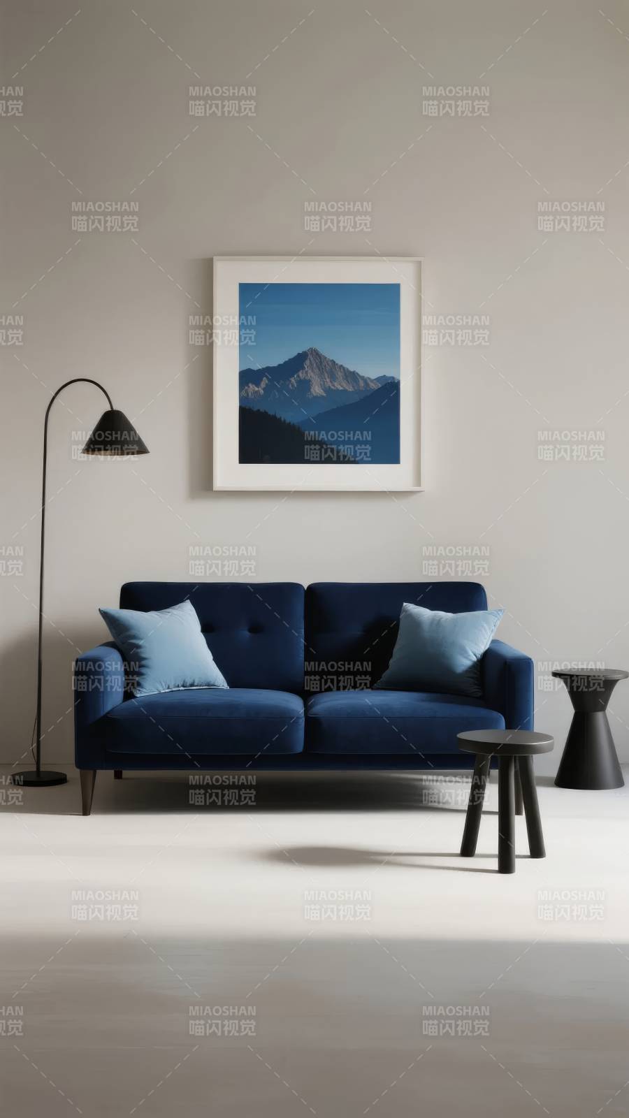 蓝沙发静谧空间图片