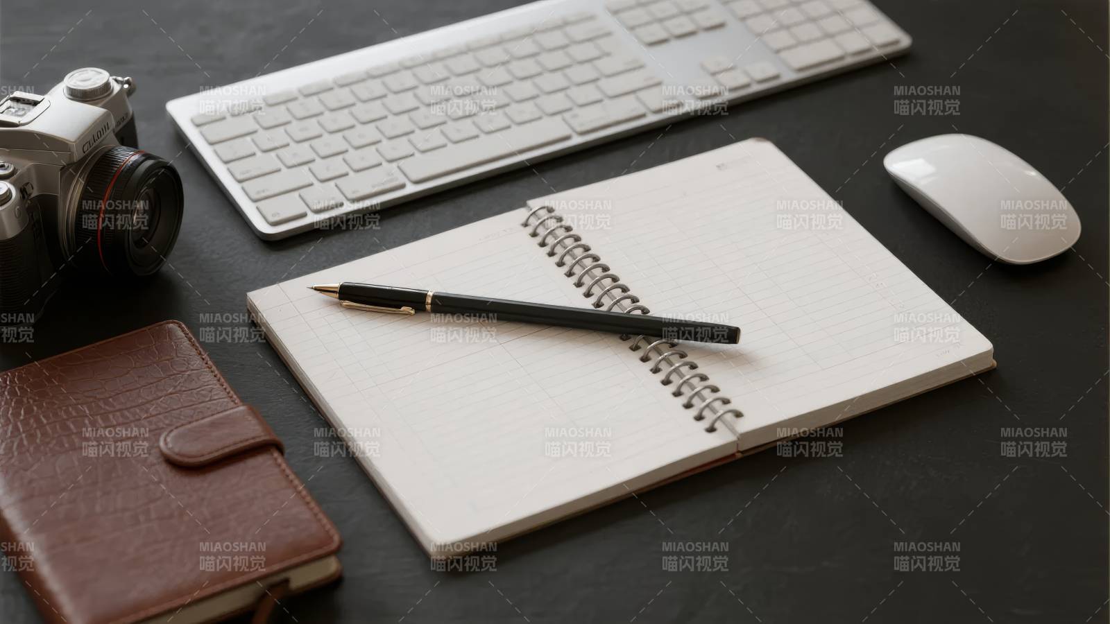 办公桌面静物图片