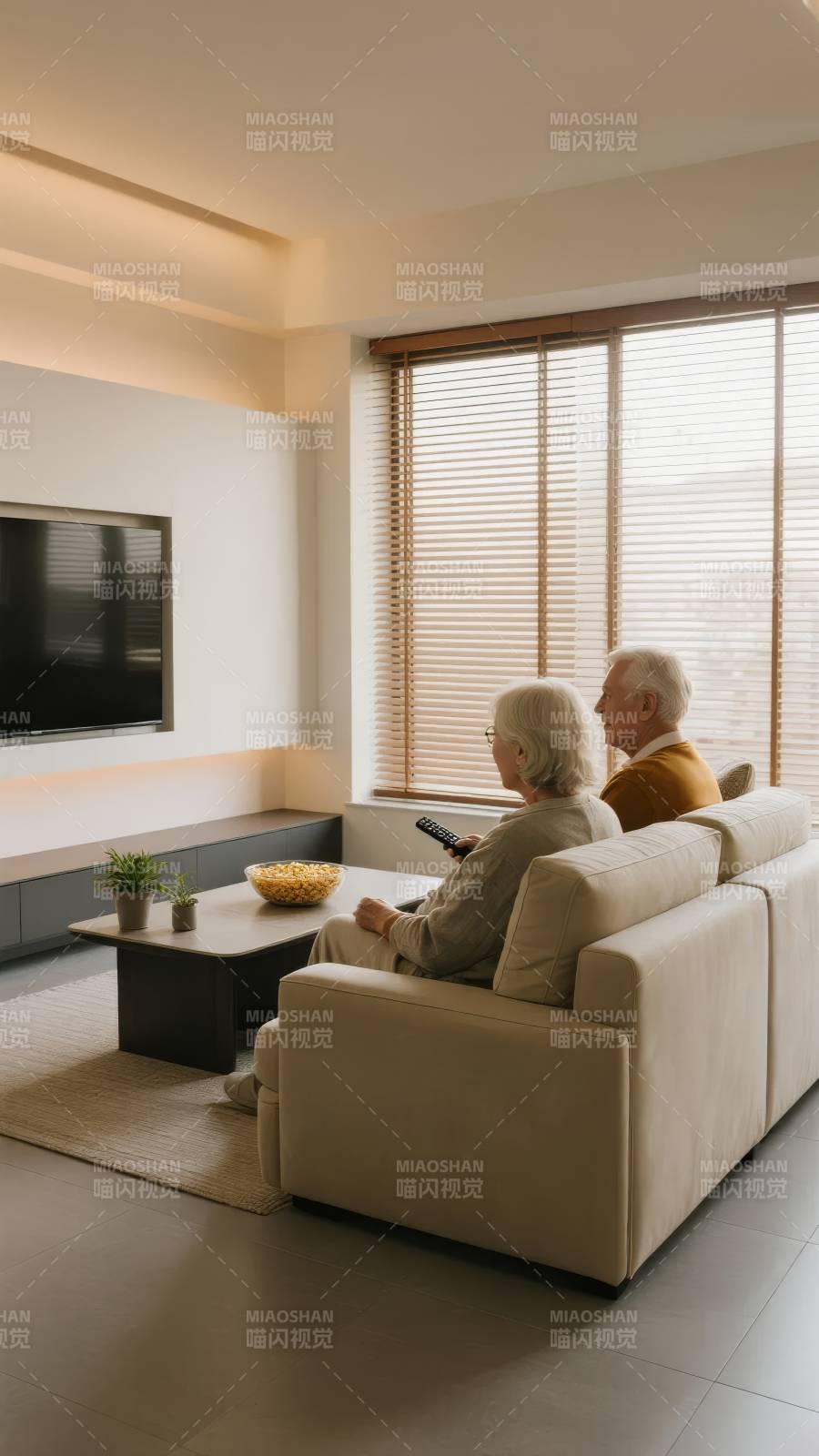 温馨客厅共赏时光图片