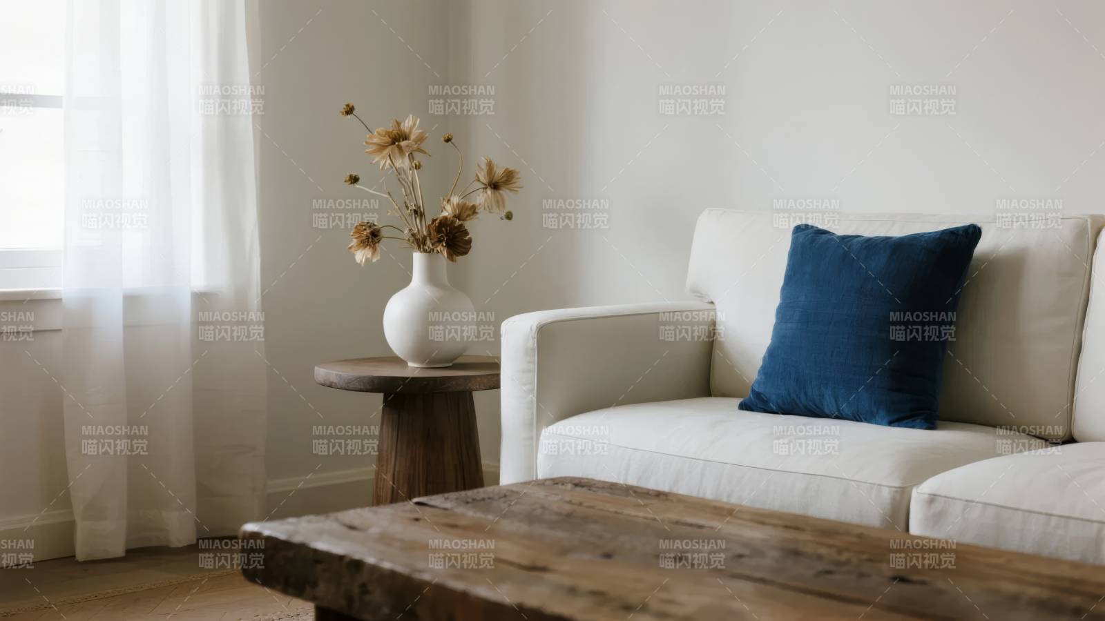 简约客厅一角图片