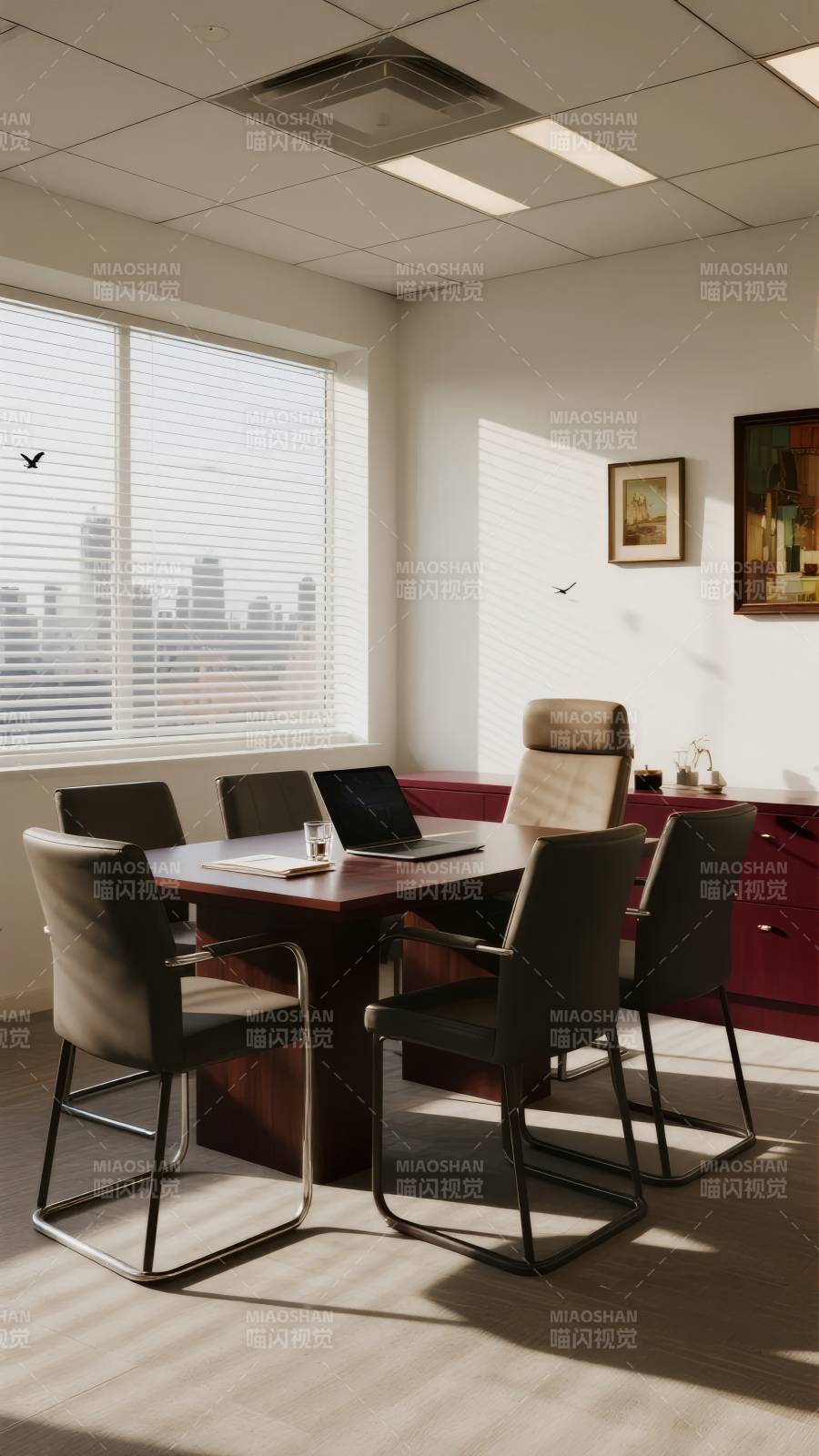 现代办公室会议场景图片