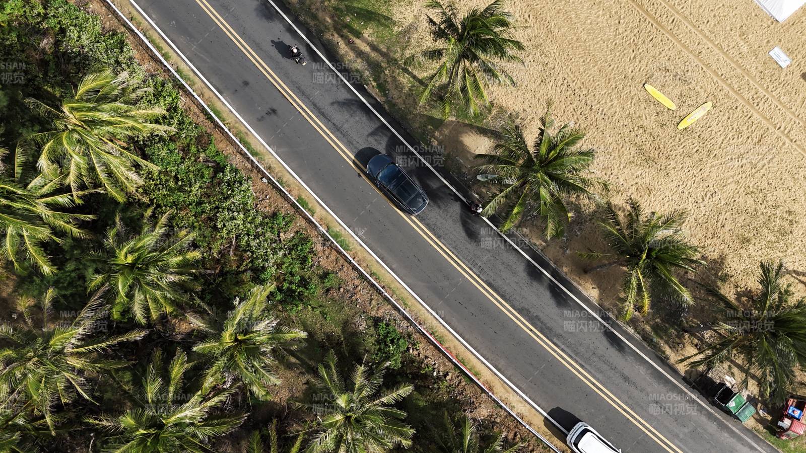 万宁椰林公路航拍图片