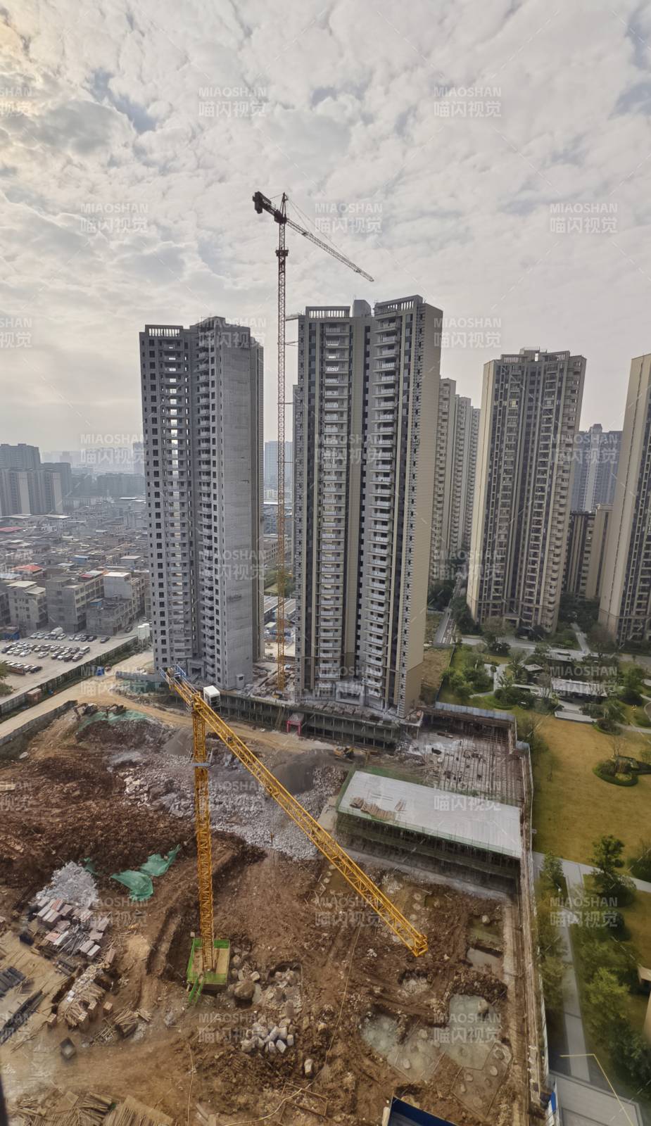 高楼建设现场图片