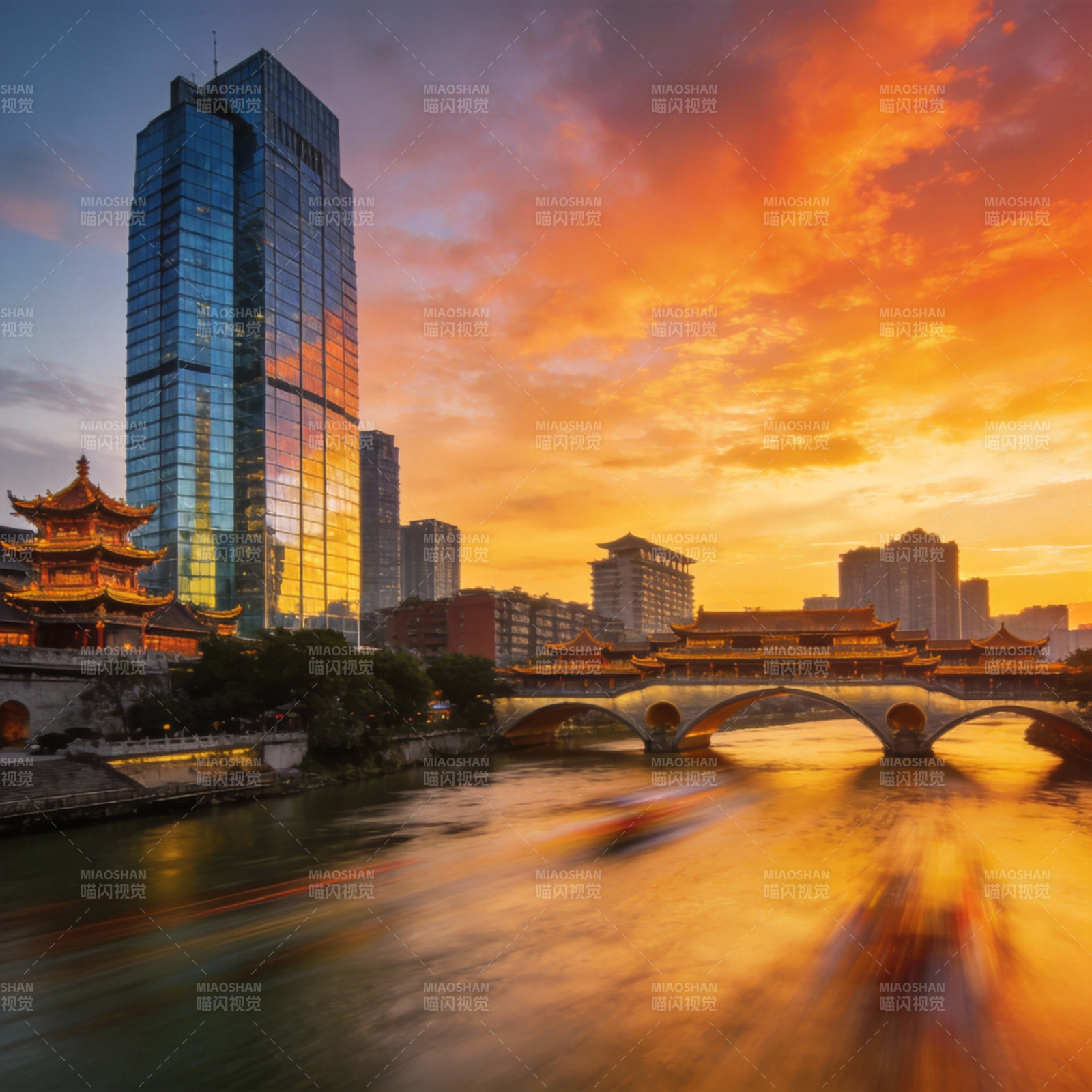 夕阳映城桥图片