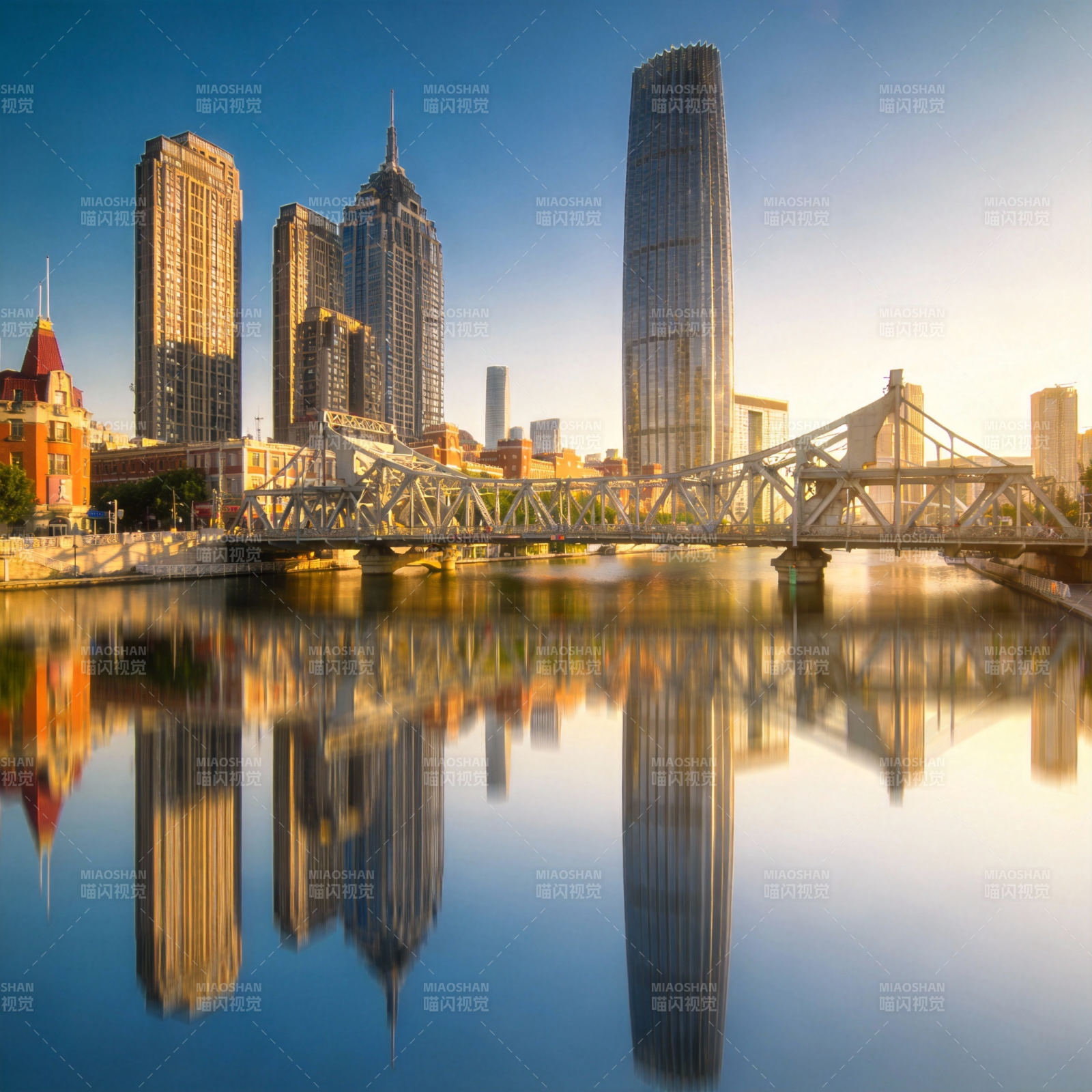城市倒影 桥畔风光图片