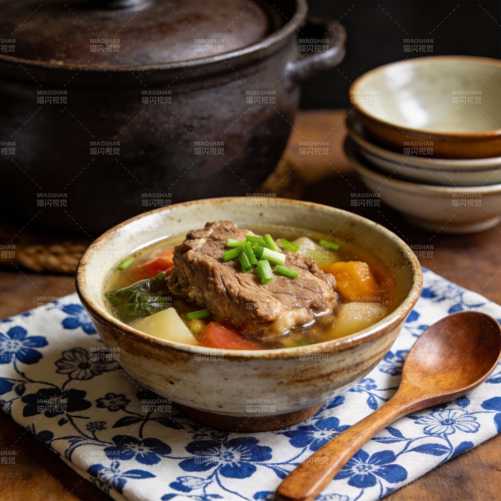 暖心炖肉汤图片