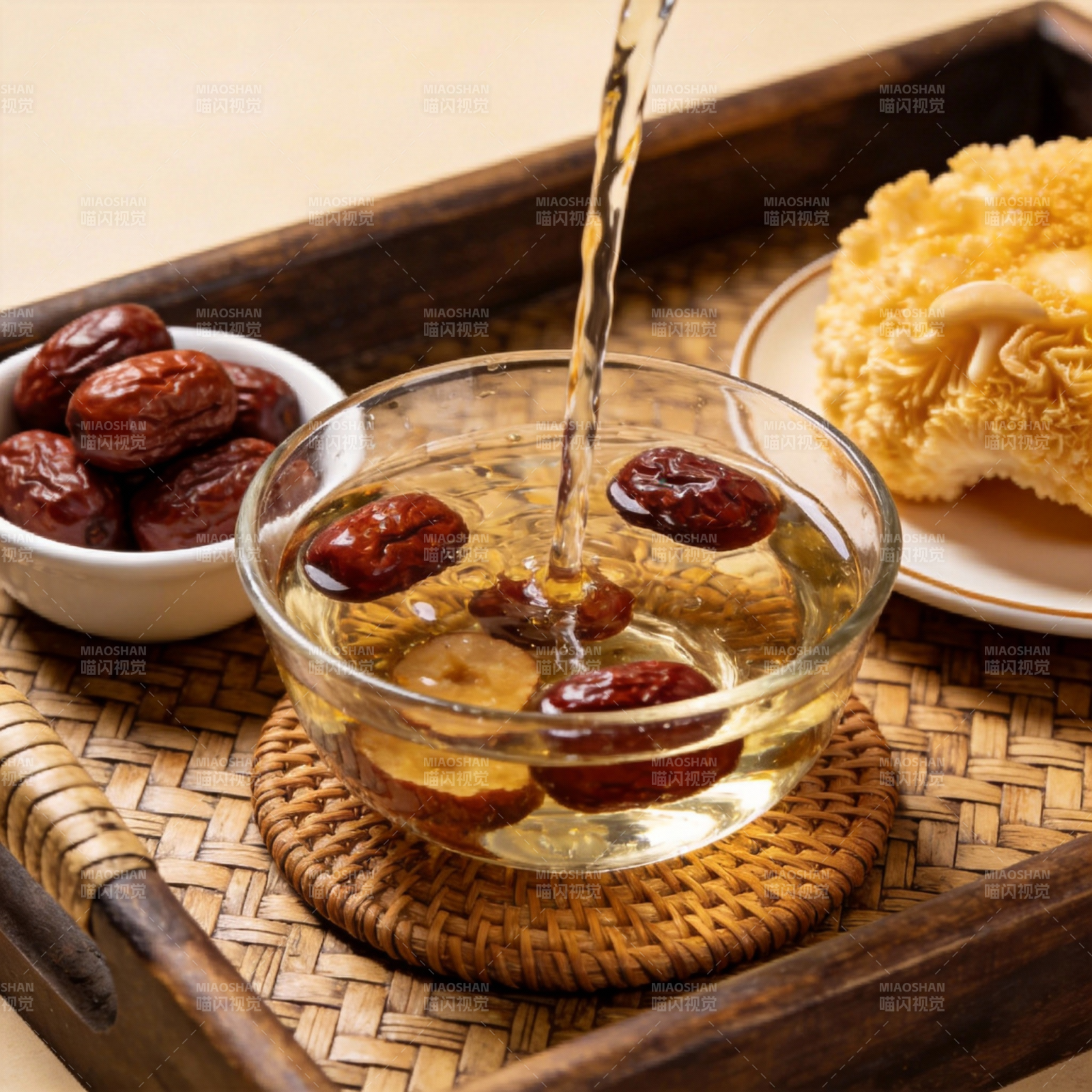 红枣茶饮 养生好滋味图片