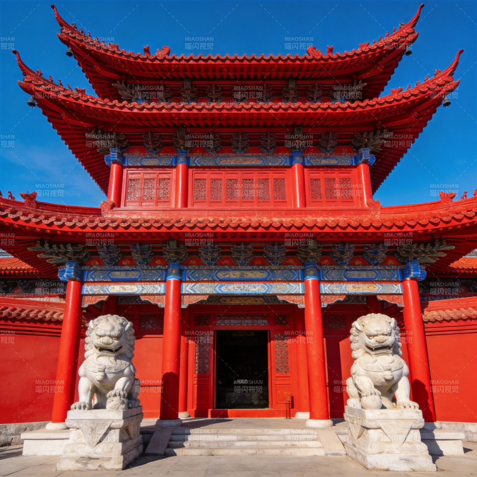 红墙碧瓦古庙门图片